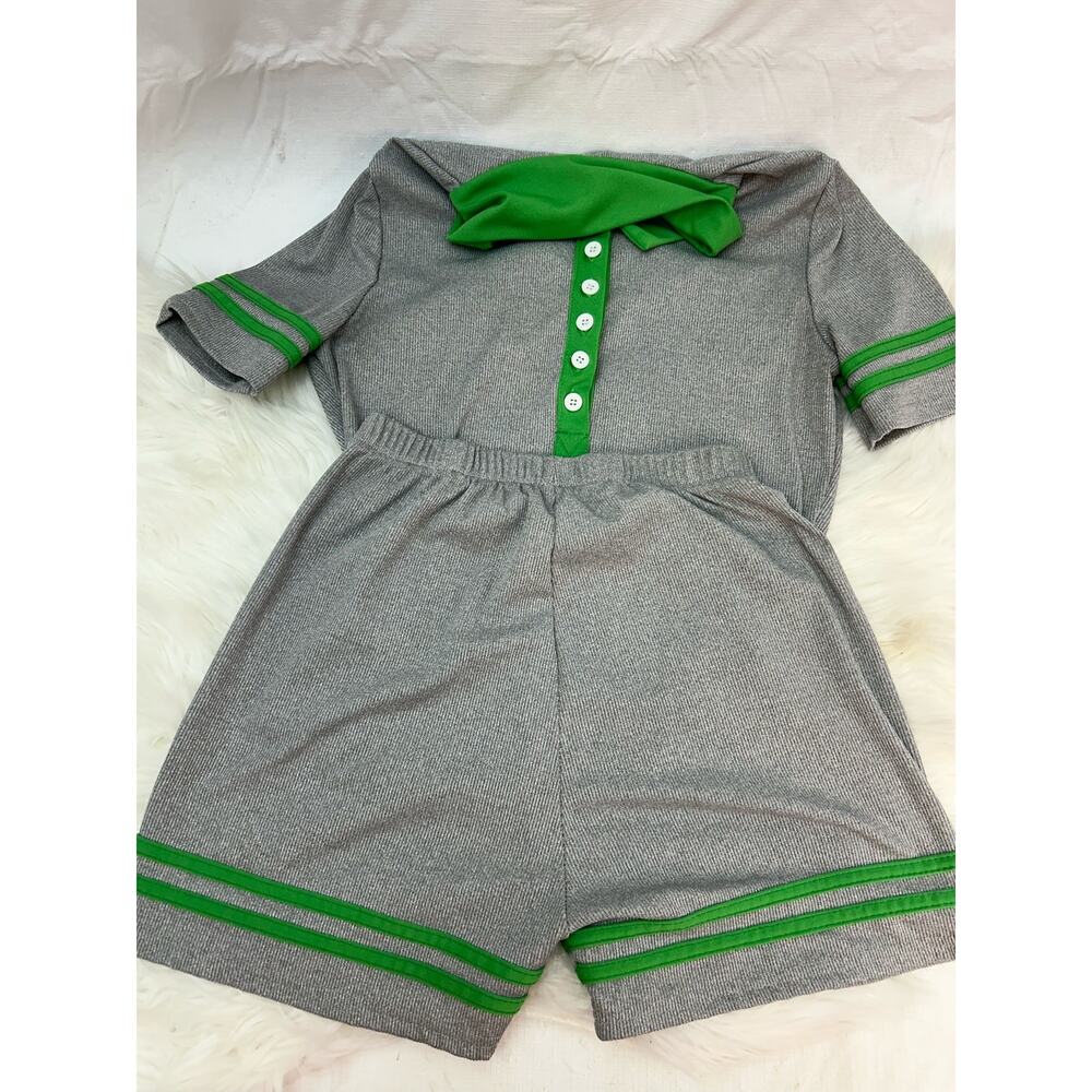 Girl's Medium Outfit Shorts Top Shirt GUC Gray Green GUC